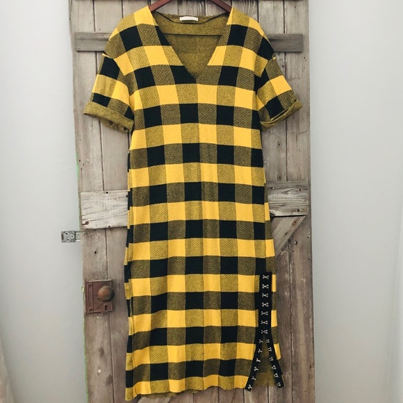 Zara Dresses & Skirts - Zara Trafaluc Autumn/Winter Dress